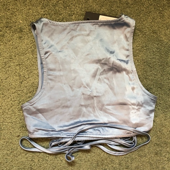 MOTEL Lilah Crop Top and Araya Mini Skirt in Satin Daylight Blue Set XS and XXS - Picture 5 of 11